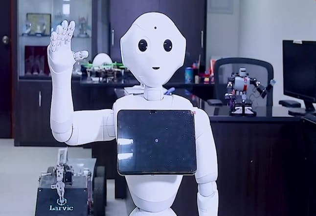 Pablo Bot el primer robot humanoide peruano